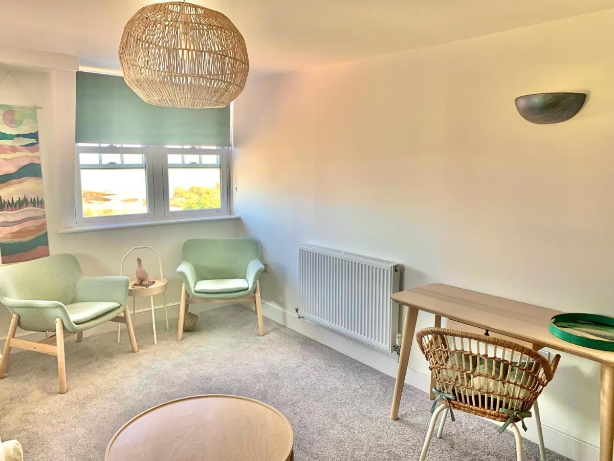 Skyview Eastbourne 24 Apartment Luaran gambar